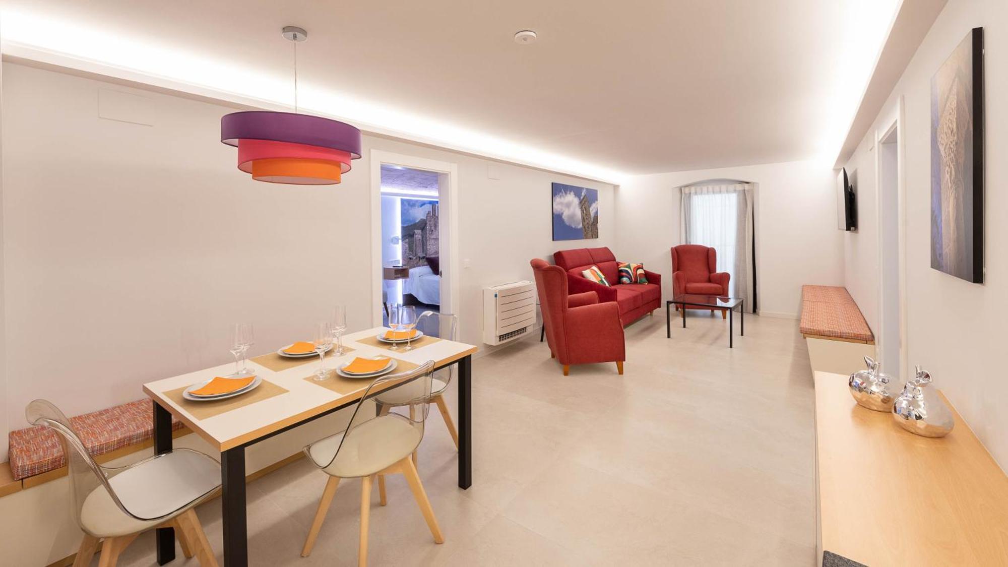 C&C Apartments Figueres  Ngoại thất bức ảnh