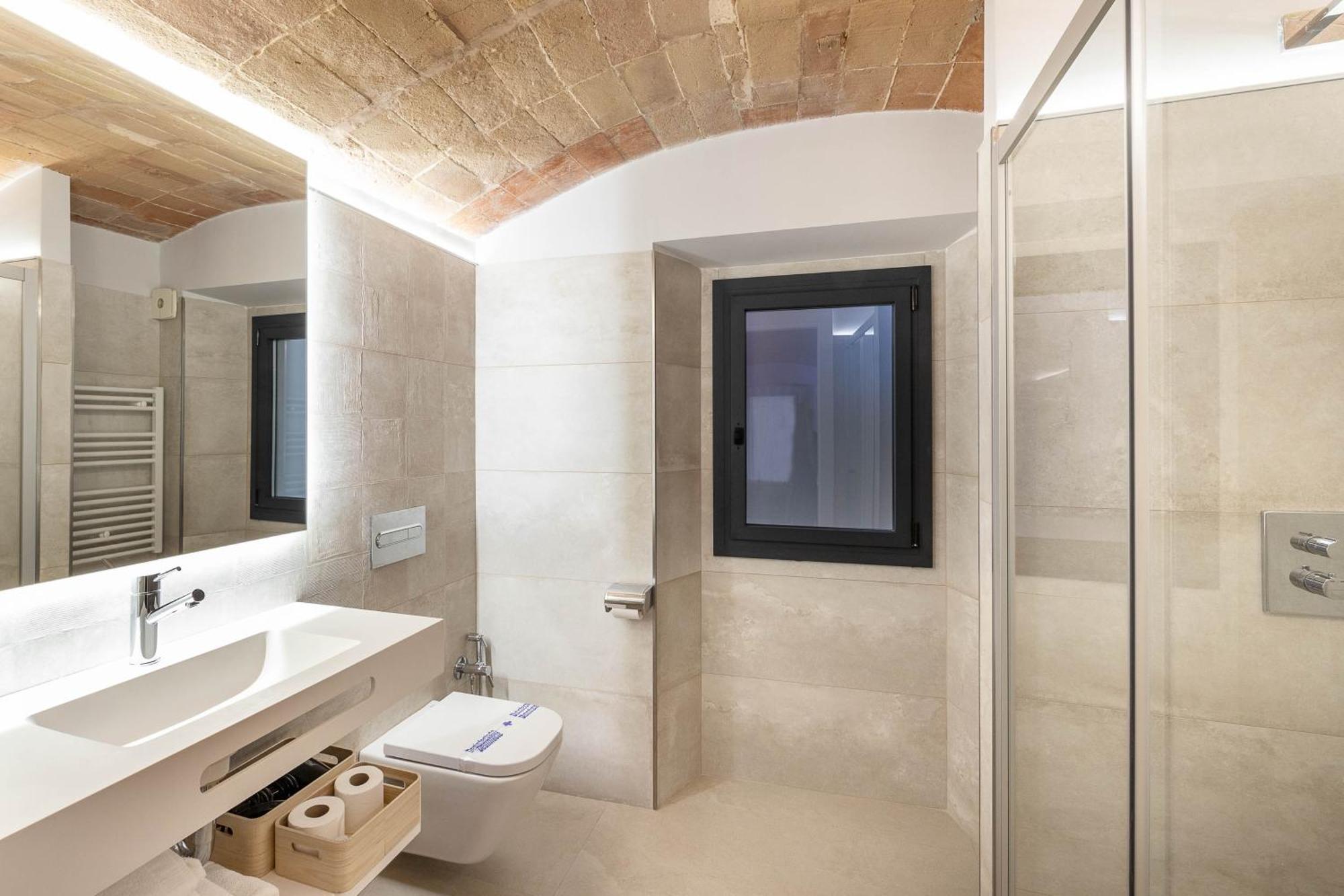 C&C Apartments Figueres  Ngoại thất bức ảnh