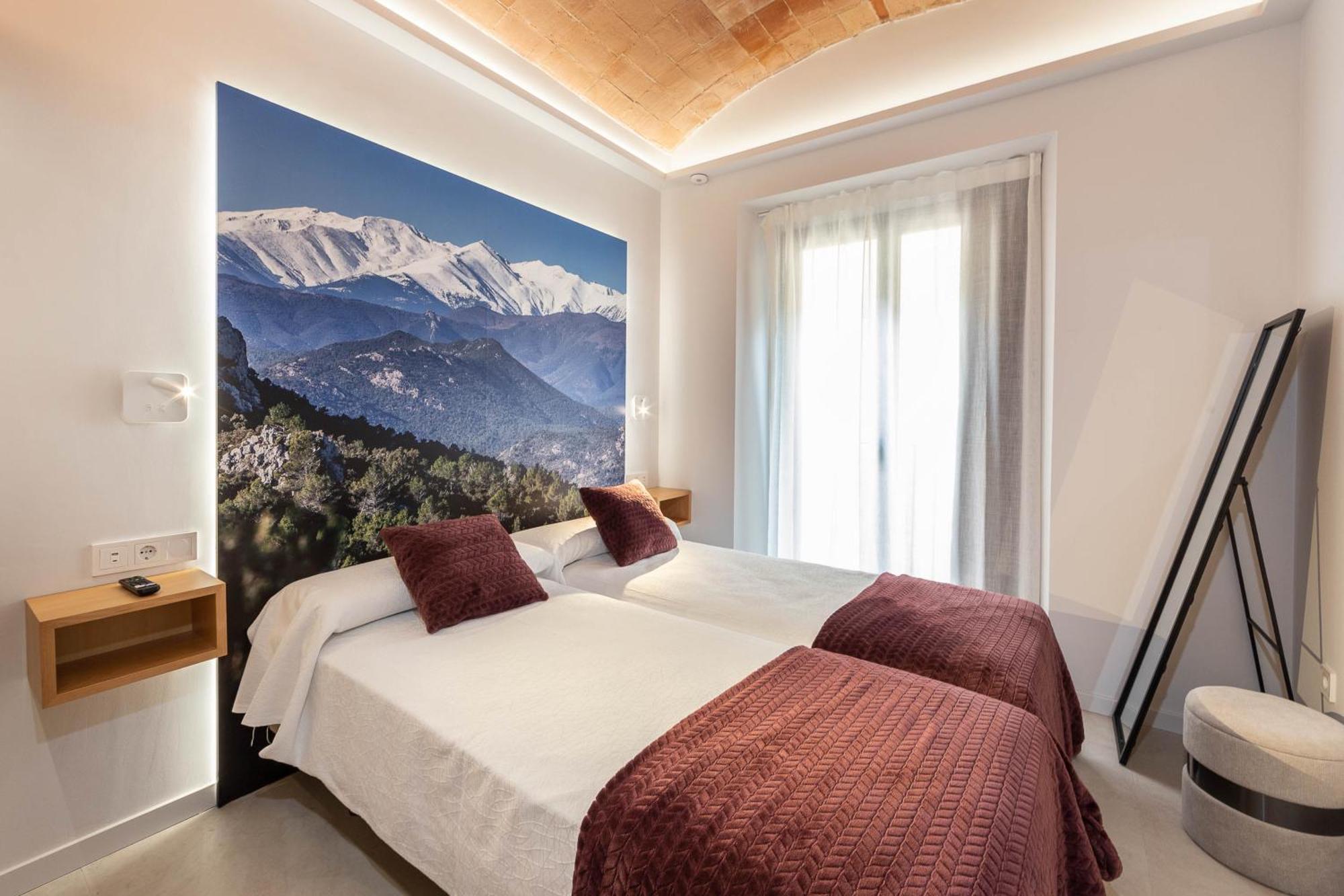 C&C Apartments Figueres  Ngoại thất bức ảnh