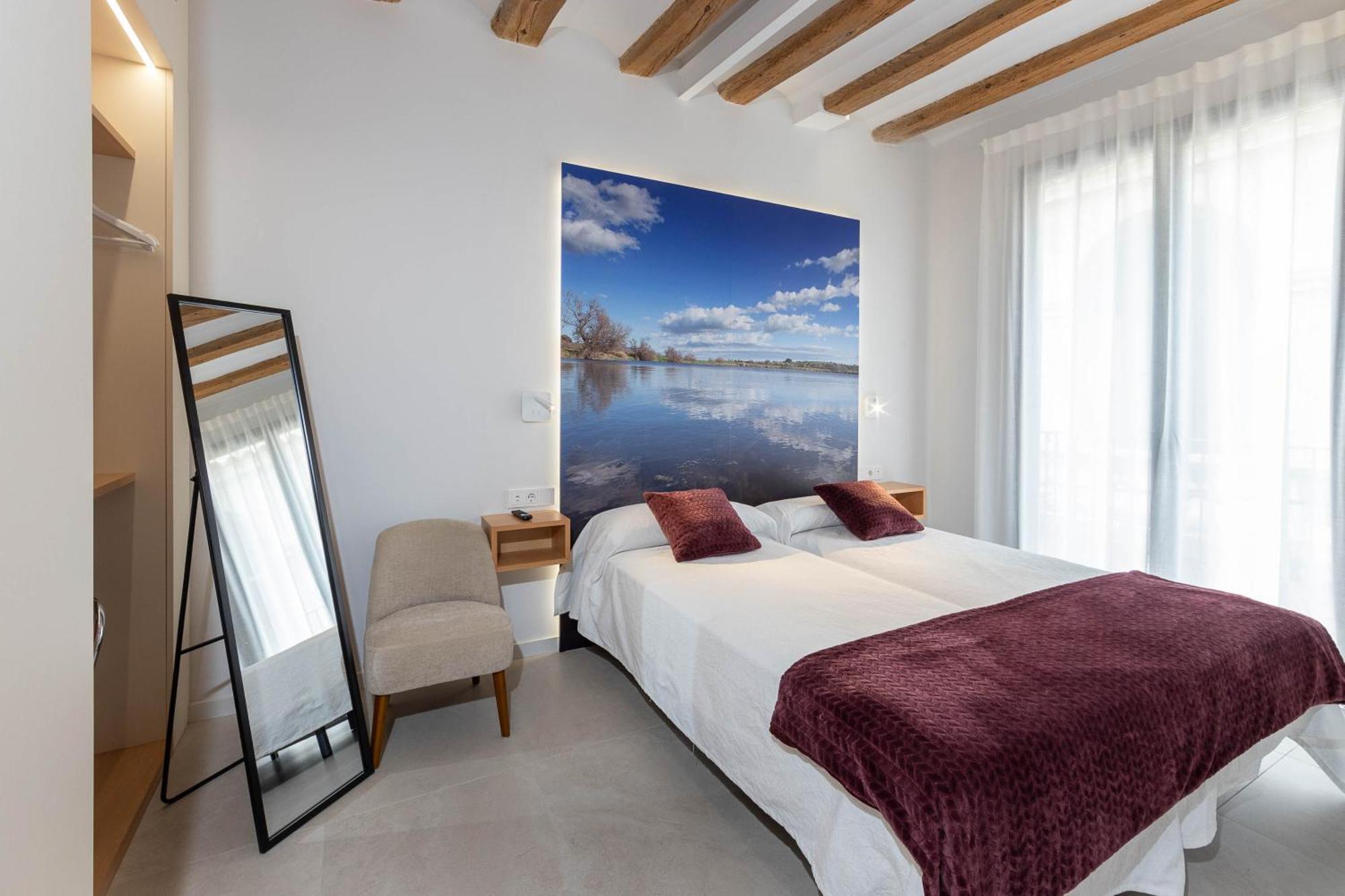 C&C Apartments Figueres  Ngoại thất bức ảnh