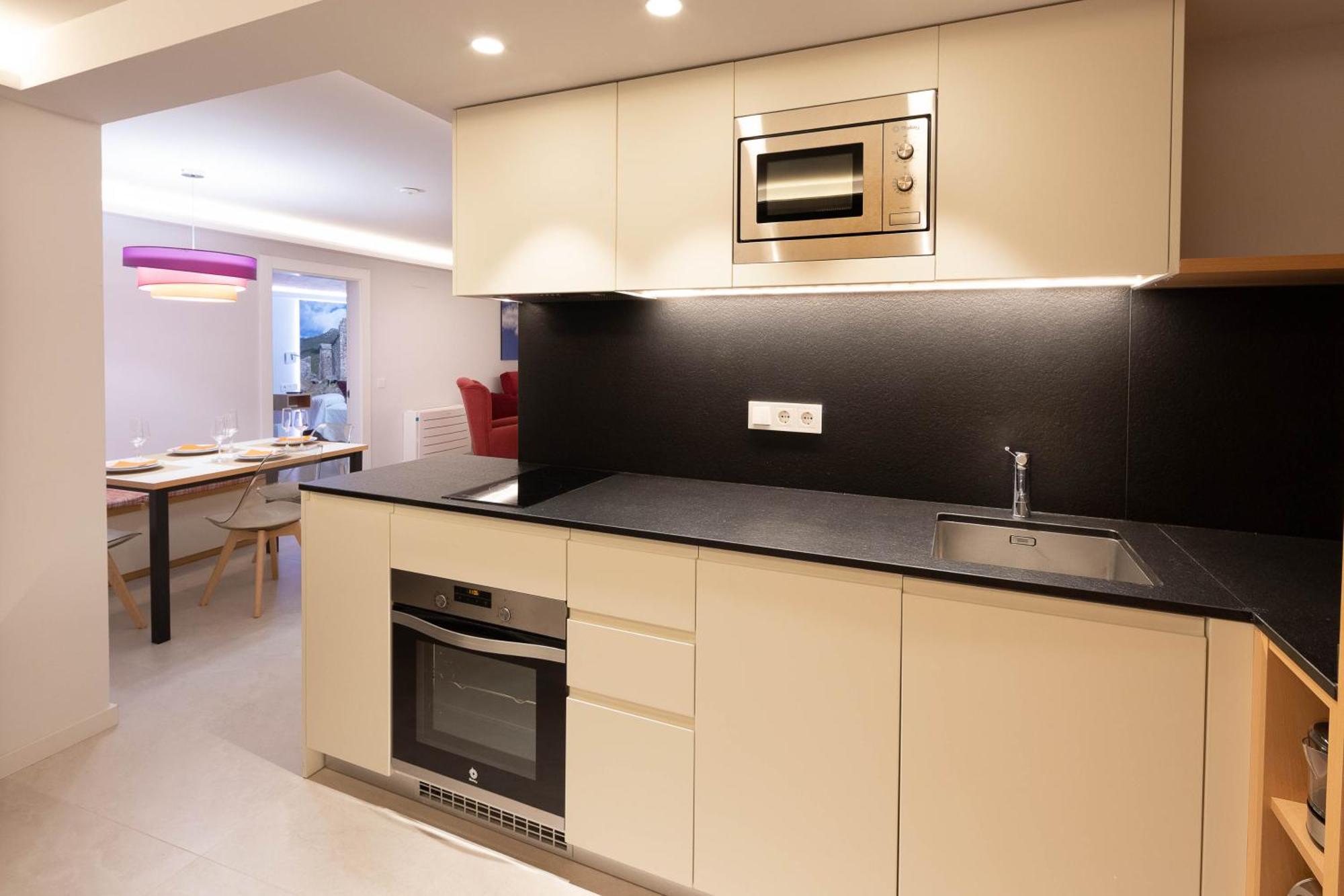 C&C Apartments Figueres  Ngoại thất bức ảnh