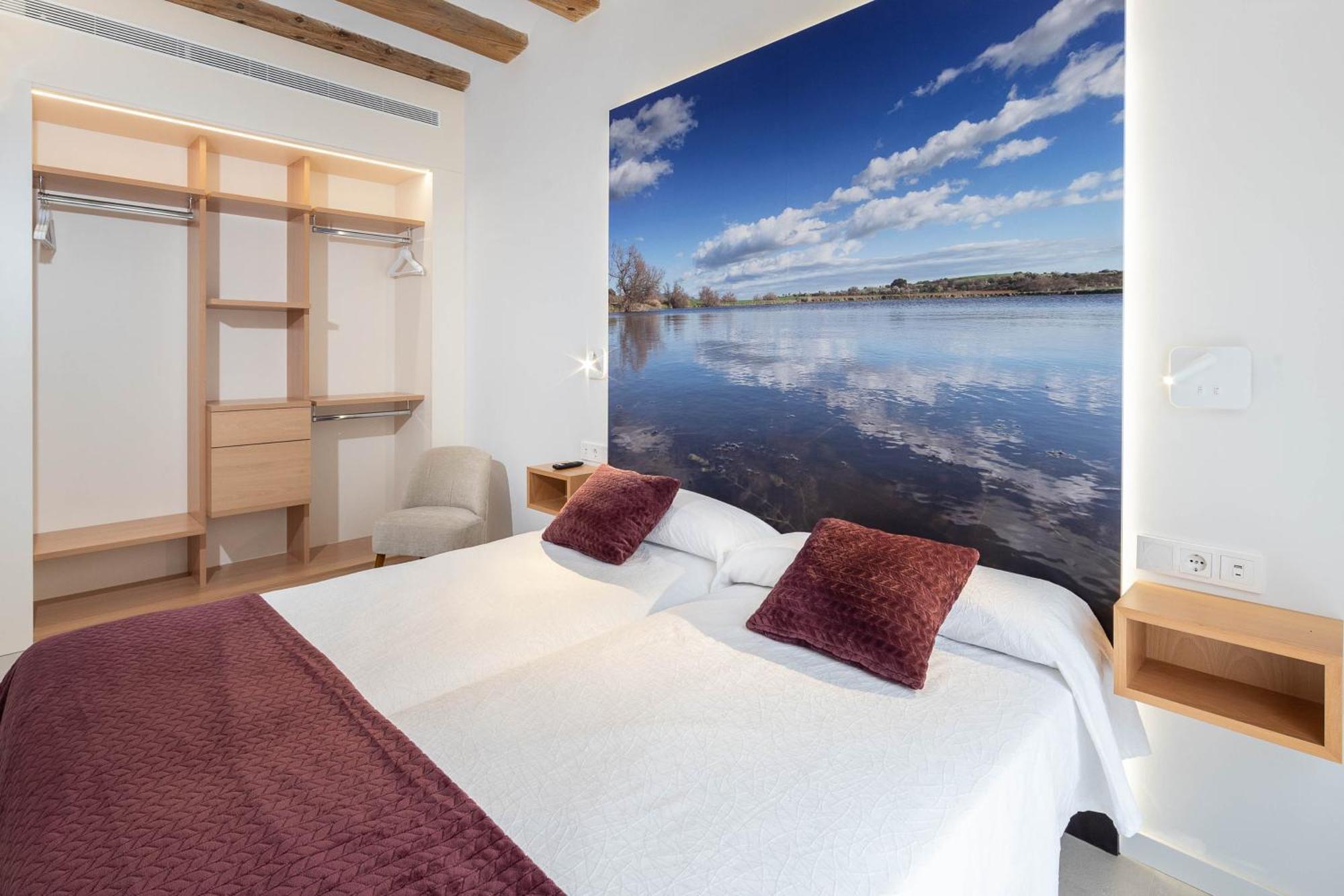 C&C Apartments Figueres  Ngoại thất bức ảnh